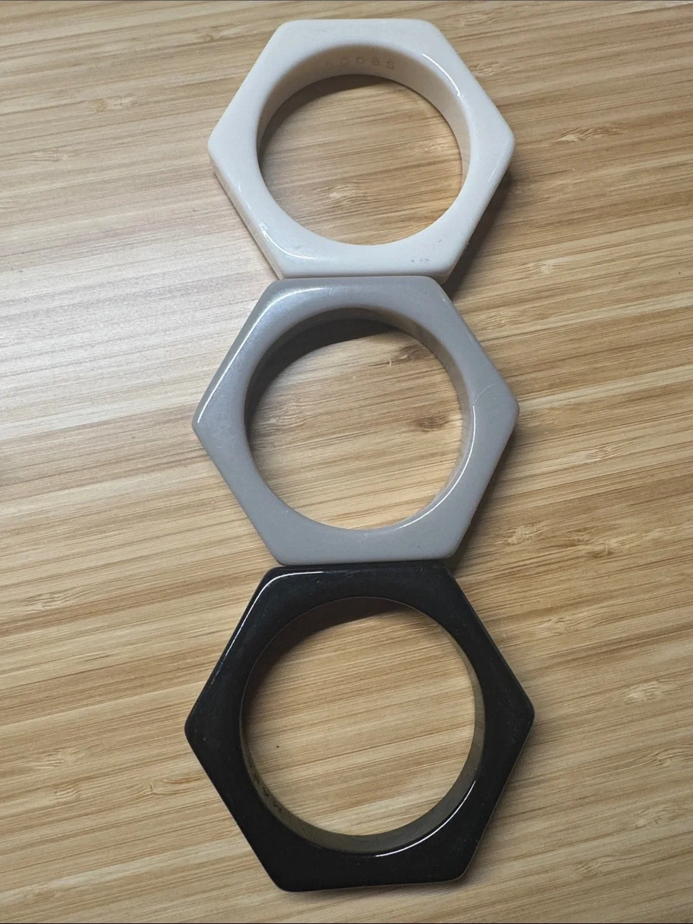 Vintage Marc by Marc Jacobs Hexagon Stackable Resin Bangles Trio